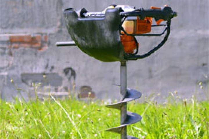 earth auger motor earth auger drilled in the earth